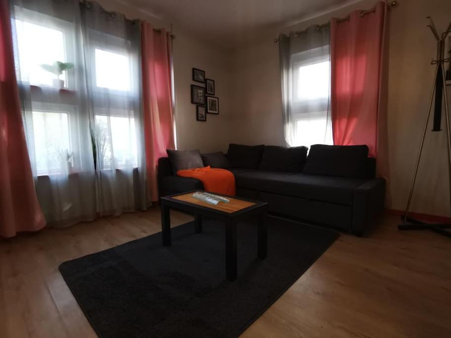 N1 F2 40M2 Avec Petit Jardin Appartement Hérouville-Saint-Clair Buitenkant foto