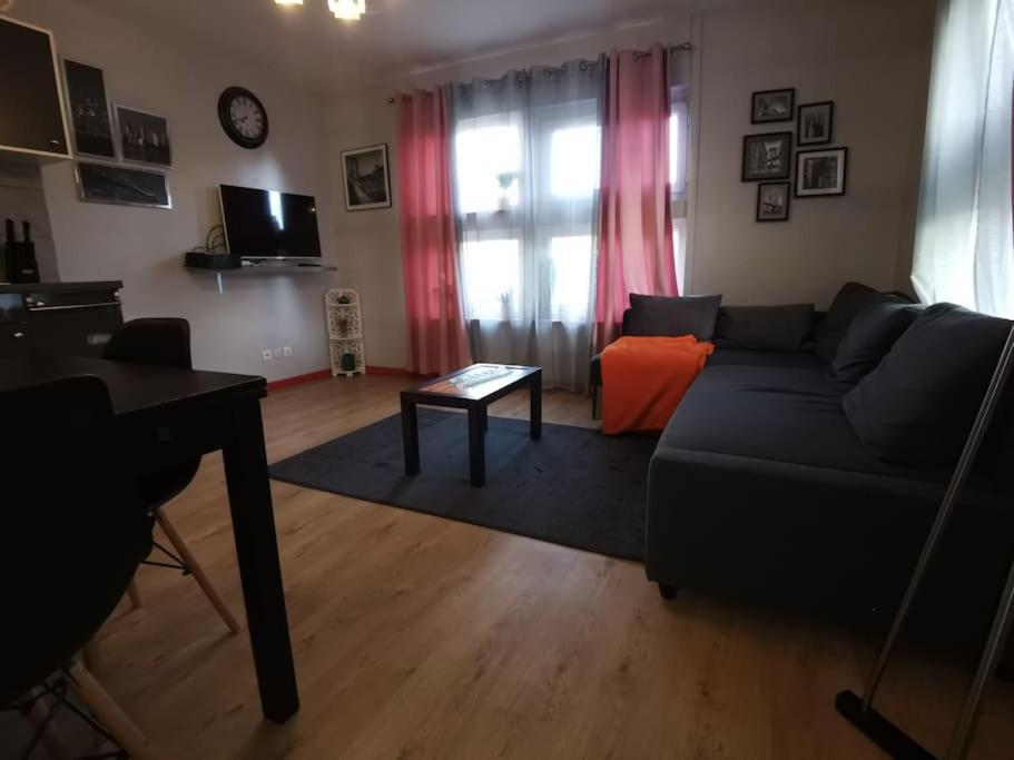 N1 F2 40M2 Avec Petit Jardin Appartement Hérouville-Saint-Clair Buitenkant foto